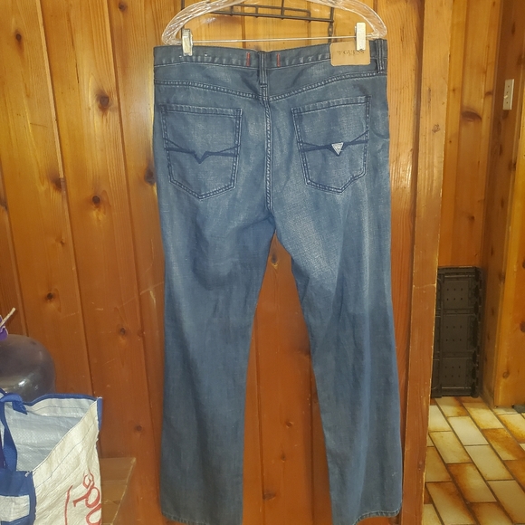 Guess Mens Jeans | Regular Straight Crescent fit - Picture 4 of 5